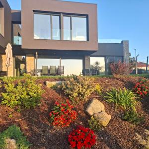 Chalet de lujo con piscina cercano a la playa