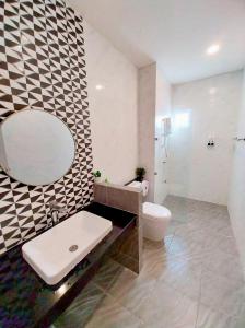 Aloha Pool Villa with Slide BBQ Karaoke 12ppl