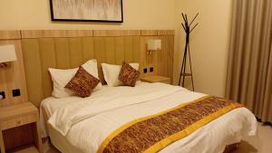 لؤلؤة الثريا للشقق المخدومة فرع اليرموك2