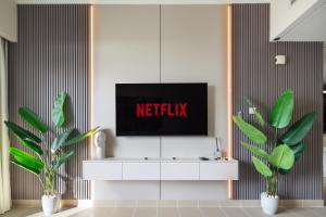 Luxury JLT 1BR 2 Beds in Room Lakeview & Pool