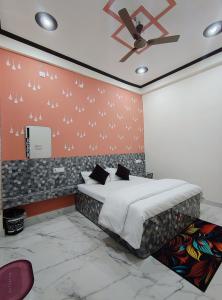 Yash Paying Guest House