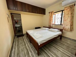 D SOUZA HOLIDAY HOME