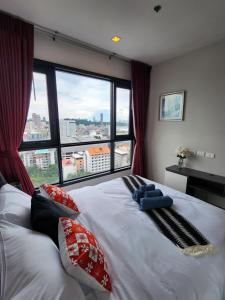 The Base Pattaya in Central Pattaya