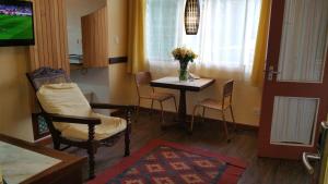 Kilimani Double Hotel Rooms by Woodmere