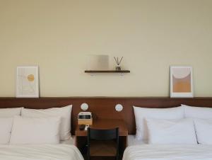 Jeonju Hotel Book and Type