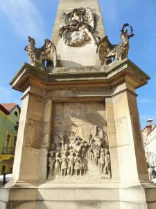 Ultra-Central Cozy Studio, Steps from Everything