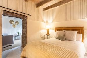 casa con encanto en el bosque y a 10 min de Girona