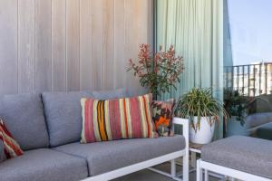 Crystal Blue Seaview - 225