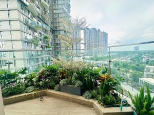 1BR Lake View Studio - Homestay Onsen Ecopark