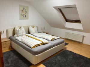 Dachgeschoss Wohnung