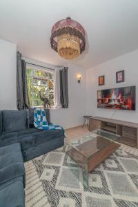 C4- 1 Bedroom Apartment in Westlands Ojijo Road Near Broadwalk Mall, Parklands Sports Club and Nairobi National Museum
