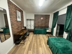 Gästezimmer Paris im Werkmotel