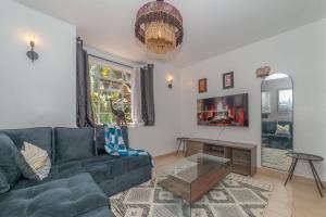 C4- 1 Bedroom Apartment in Westlands Ojijo Road Near Broadwalk Mall, Parklands Sports Club and Nairobi National Museum