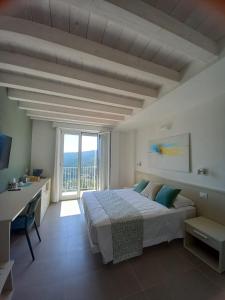 Lilliput Guest House-Noli