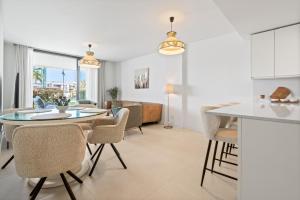 NEW BUILD 2BEDROOM with the small private garden