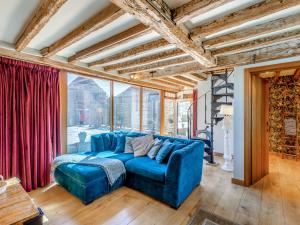 The Manor Pen - Uk49206