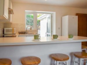 3 Le Dorney Villa - Uk49820