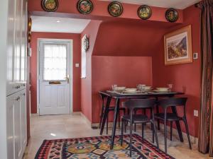 Lomond Cottage