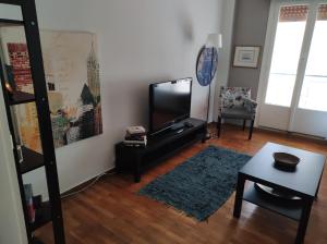 Kornilis apartment near the historical center