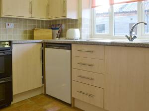 Stable Cottage 7 - Ukc3746