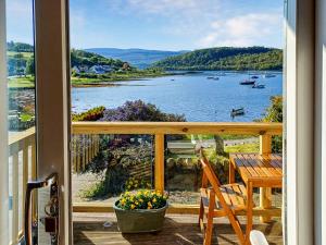 Ardtornish Apartment