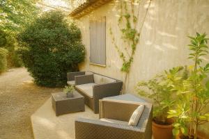 Le Cabanon Provençal Traditionnel Jardin Barbecue & Cheminée