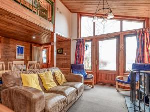 Macallan Lodge - Uk49119