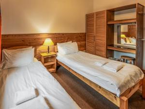 Macallan Lodge - Uk49119