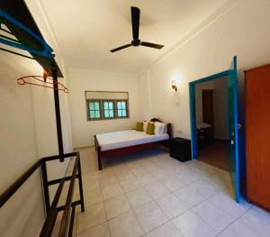 Susha Hostel Private 1BR, Shared Bathroom, Living Area, Wi-Fi & Free Laundry