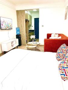 Modern and spacious studio with parking