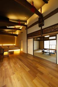 Basara Kinmokusei 金木犀Kyoto Machiya