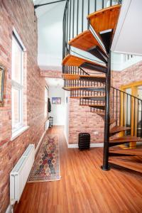 Marketplace Glastonbury