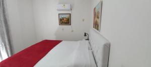 Apto. 2 quartos em Bombinhas (60 m da praia)