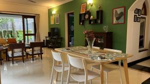 3 BHK Villa in Arpora with Pool access,5 Mins to Baga