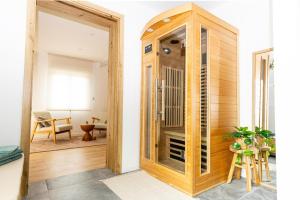Luxueux studio pour amoureux avec Sauna, Videoprojecteur et jardin