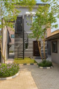 Easyinn Shortlet Apartment