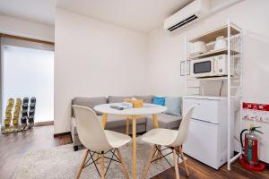 アンドステイ上十条3丁目