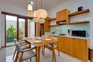 Stylish 3BR Villa Palm Haven 11 near Central Seminyak