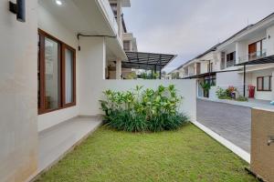 Stylish 3BR Villa Palm Haven 11 near Central Seminyak