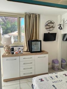 Oliveri - camera con ingresso Indipendente