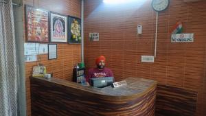 Hotel Kashi King -- 05 Minutes Walk Nizamuddin Railway Station