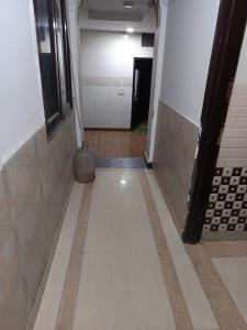 Hotel Kashi King -- 05 Minutes Walk Nizamuddin Railway Station
