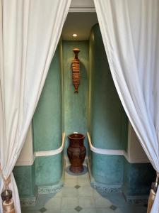 RIAD VERT de Nina