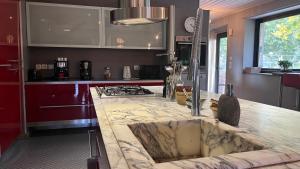 Maison Chaleureuse avec Terrasse Privée