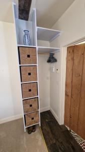 Cosy Bolt-hole escape for 2 in stunning valley