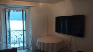 Rivalago - Lake front apartment on Lake Promenade