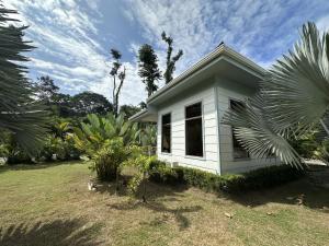 Selvatica - Deluxe King Room with Garden Views