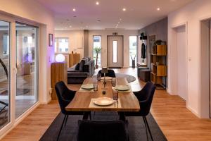 Serviced-Apartment mit Büro-Setup