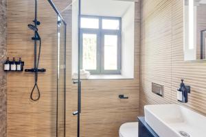 Bright Riga Studio with Free Parking