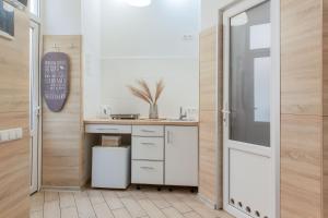 Mini Smart Apartments on Shpytalna 13- Economy Apartment